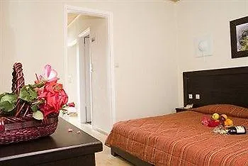 Hotell Paradise 2*